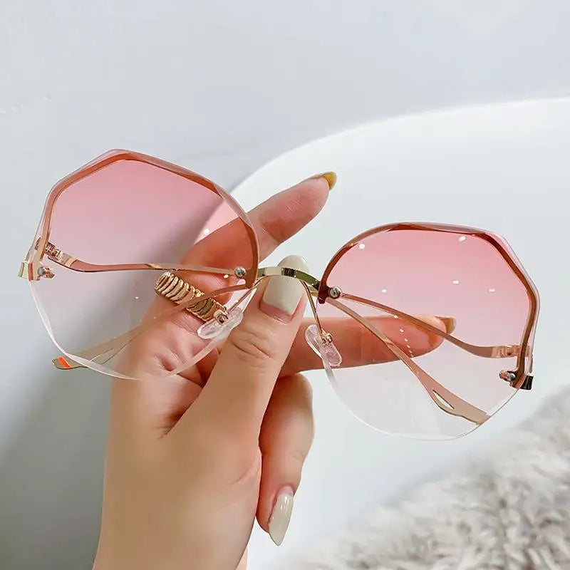Woman Rimless Sunglasses