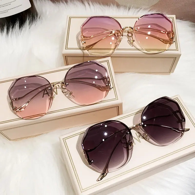 Woman Rimless Sunglasses